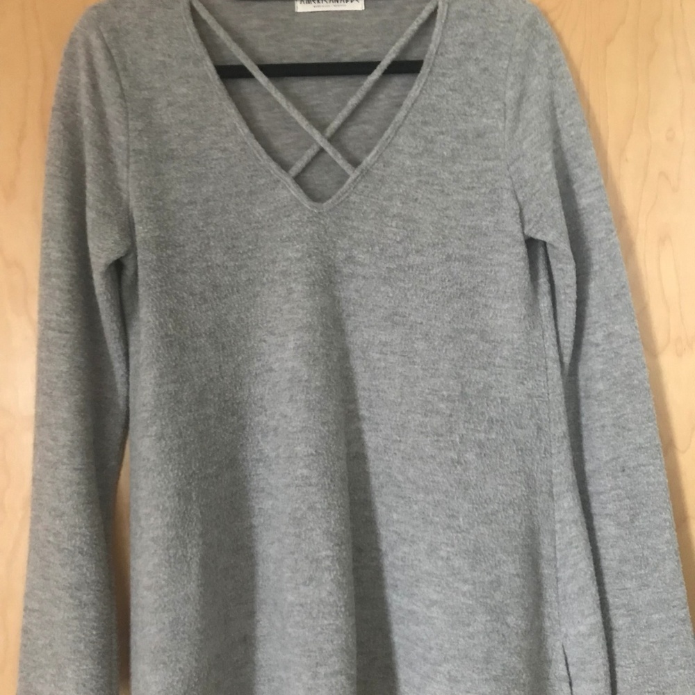 American Able Gray Criss-Cross Sweater